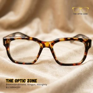 Women Eyeglass